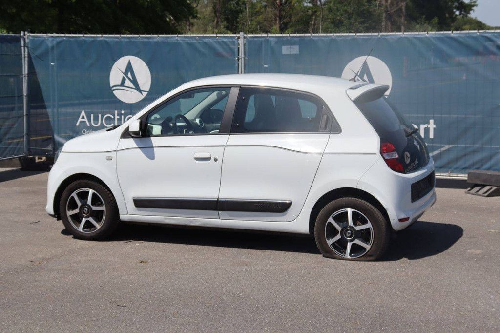 Renault Twingo Petrol 90hp Passenger Car 2017