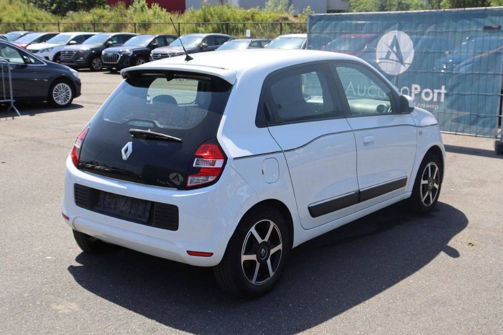 Renault Twingo Petrol 90hp Passenger Car 2017