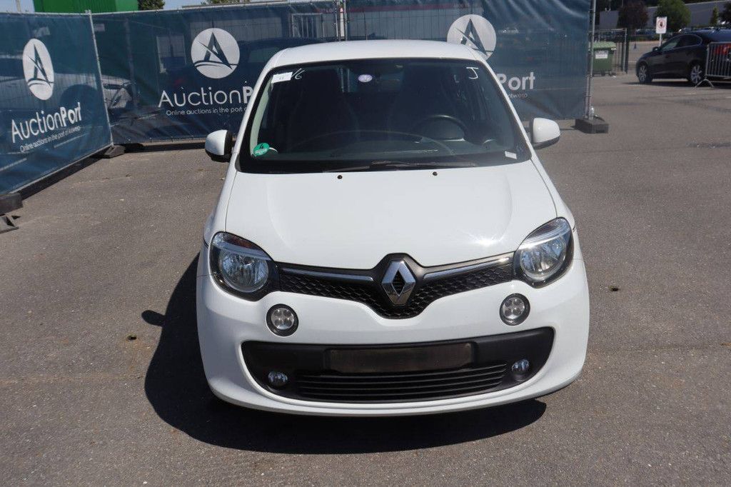 Renault Twingo Petrol 90hp Passenger Car 2017