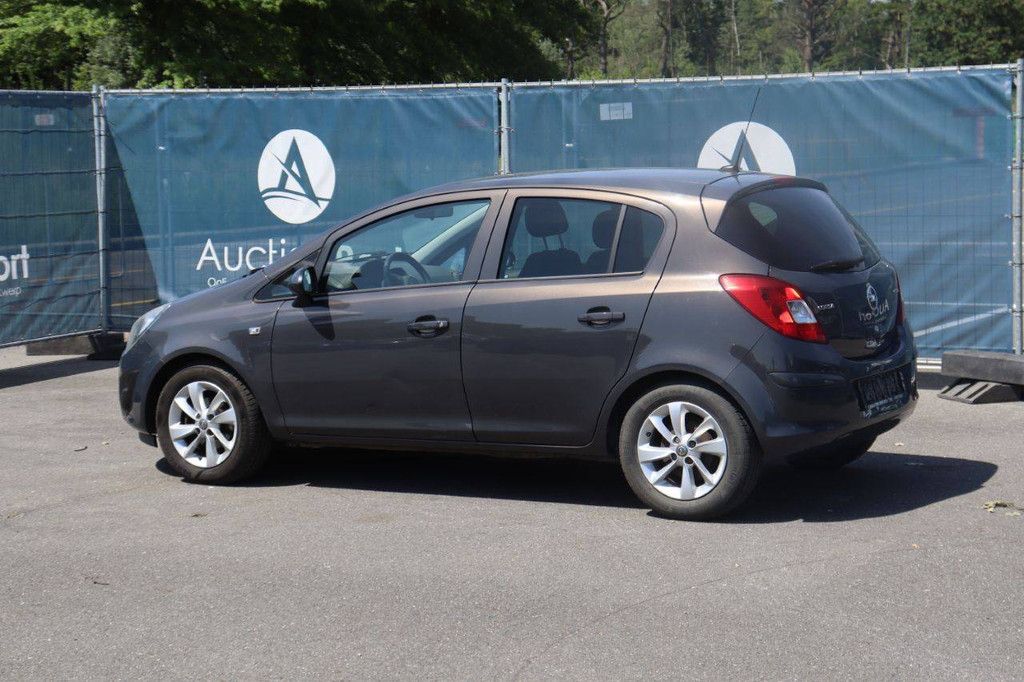 Pkw Opel Corsa Benzin 85 PS 2015 (Margin)