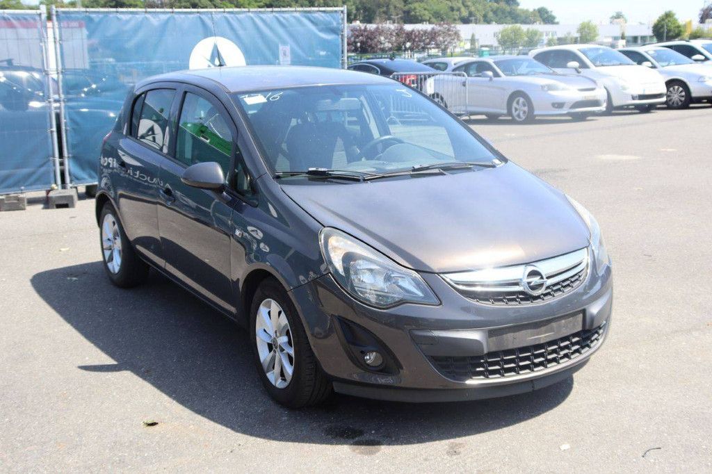 Pkw Opel Corsa Benzin 85 PS 2015 (Margin)