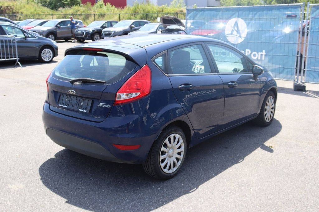 Passenger car Ford Fiesta Petrol 60hp 2013 (Margin)