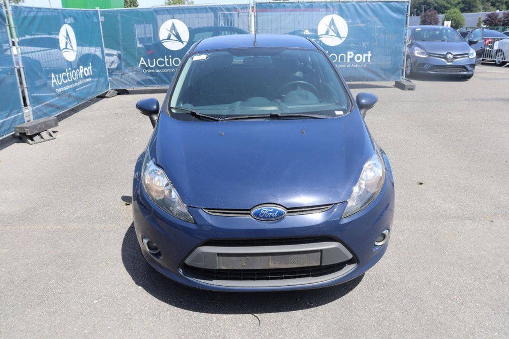 Passenger car Ford Fiesta Petrol 60hp 2013 (Margin)