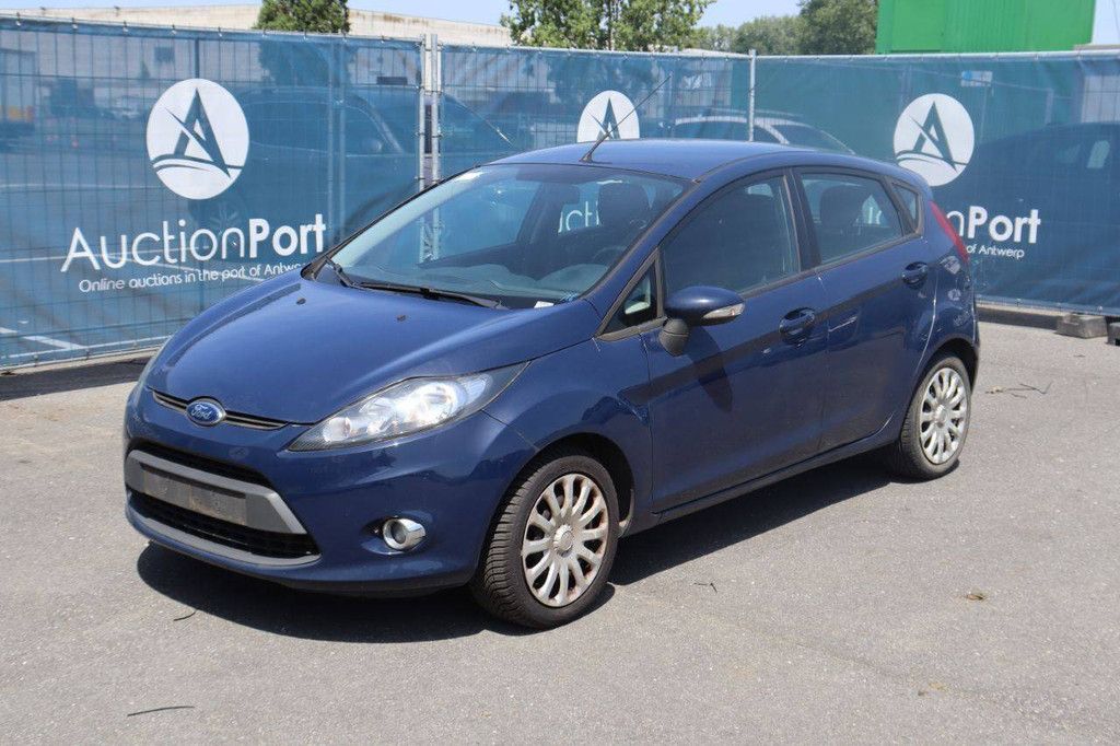Passenger car Ford Fiesta Petrol 60hp 2013 (Margin)