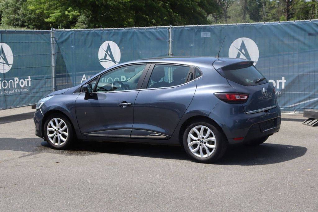 Renault Clio Pkw Benzin 118 PS 2018 (Marge)