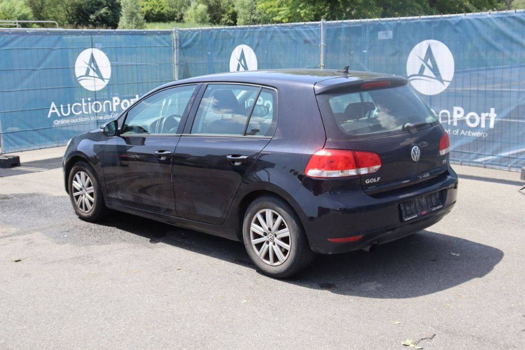 Passenger car Volkswagen Golf Petrol 105hp 2012 (Margin)