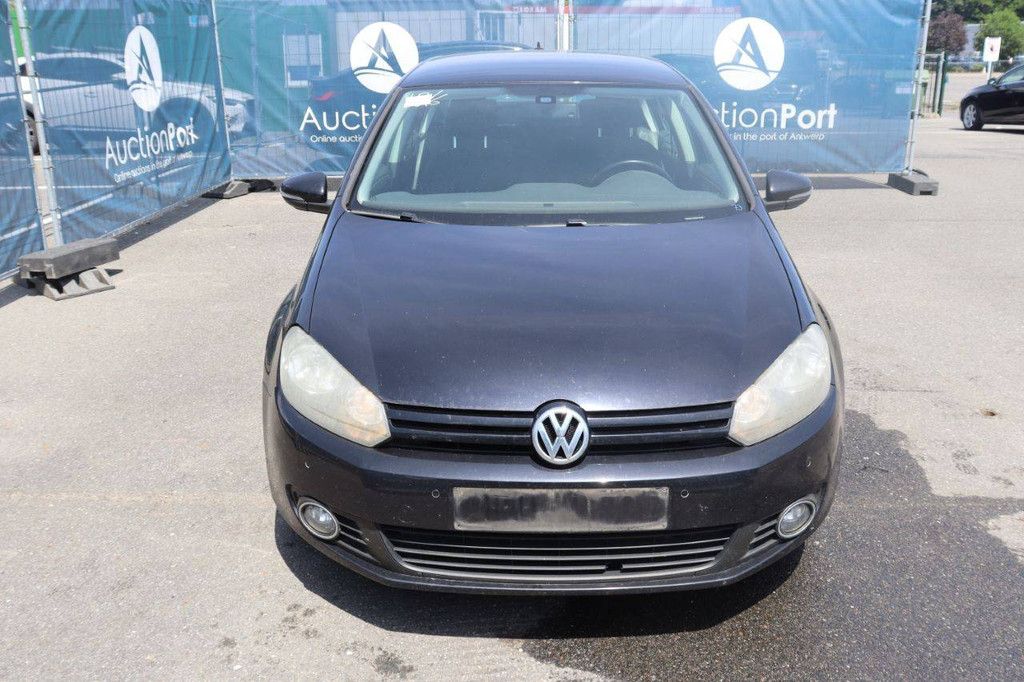 Passenger car Volkswagen Golf Petrol 105hp 2012 (Margin)