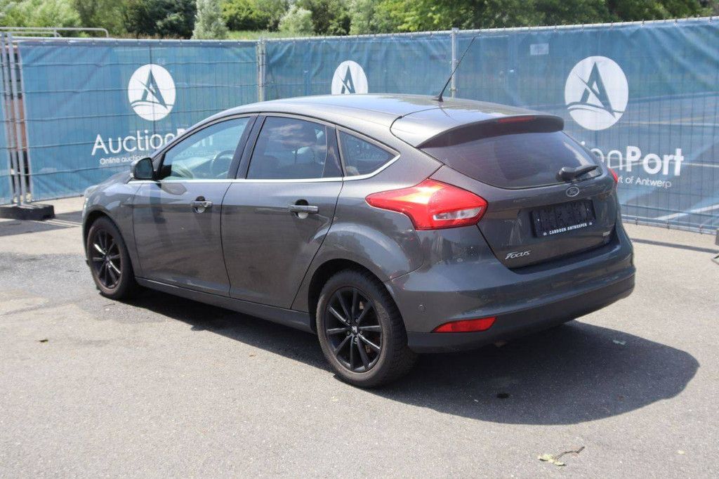 Pkw Ford Focus Benzin 125 PS 2017 (Marge)