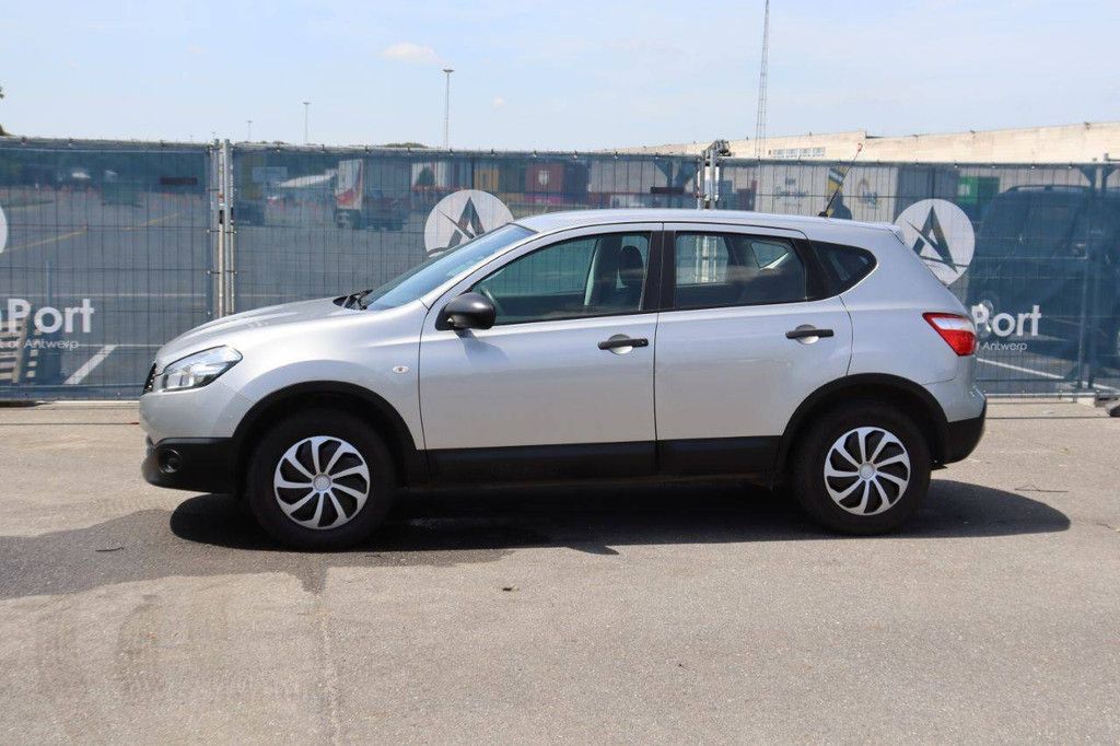 SUV Nissan Qashqai Petrol 117hp 2012 (Margin)
