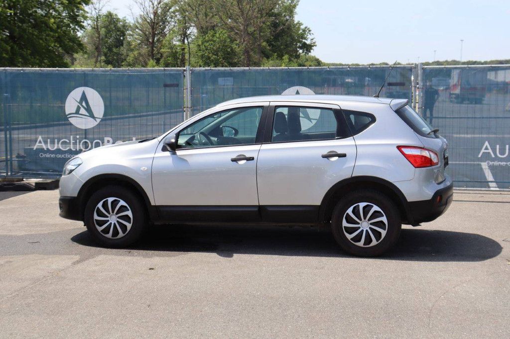 SUV Nissan Qashqai Petrol 117hp 2012 (Margin)