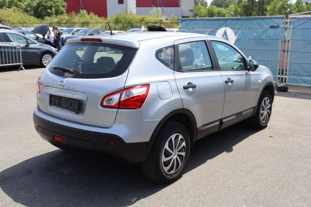 SUV Nissan Qashqai Petrol 117hp 2012 (Margin)