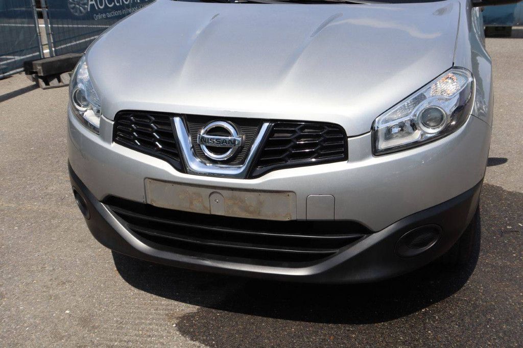 SUV Nissan Qashqai Petrol 117hp 2012 (Margin)