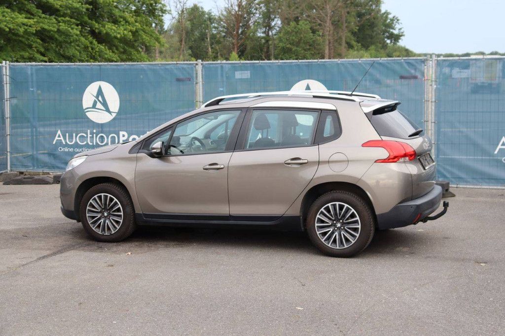SUV Peugeot 2008 Benzin 120 PS 2014 (Margin)