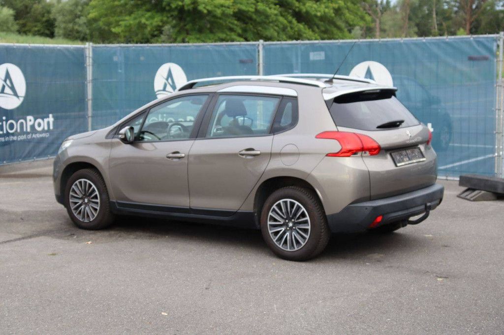 SUV Peugeot 2008 Benzin 120 PS 2014 (Margin)