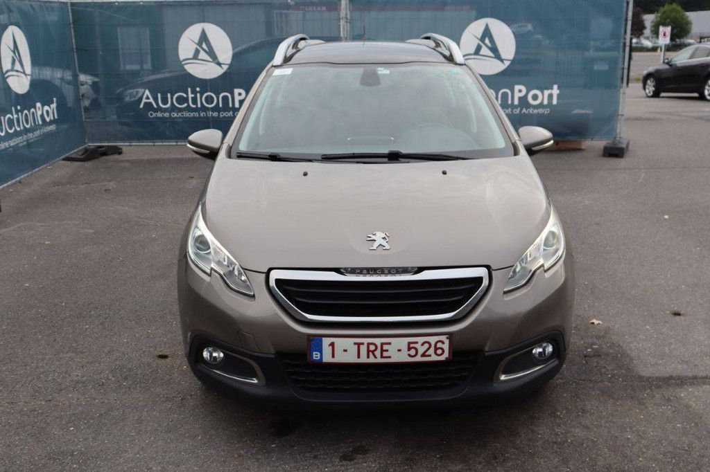 SUV Peugeot 2008 Benzin 120 PS 2014 (Margin)