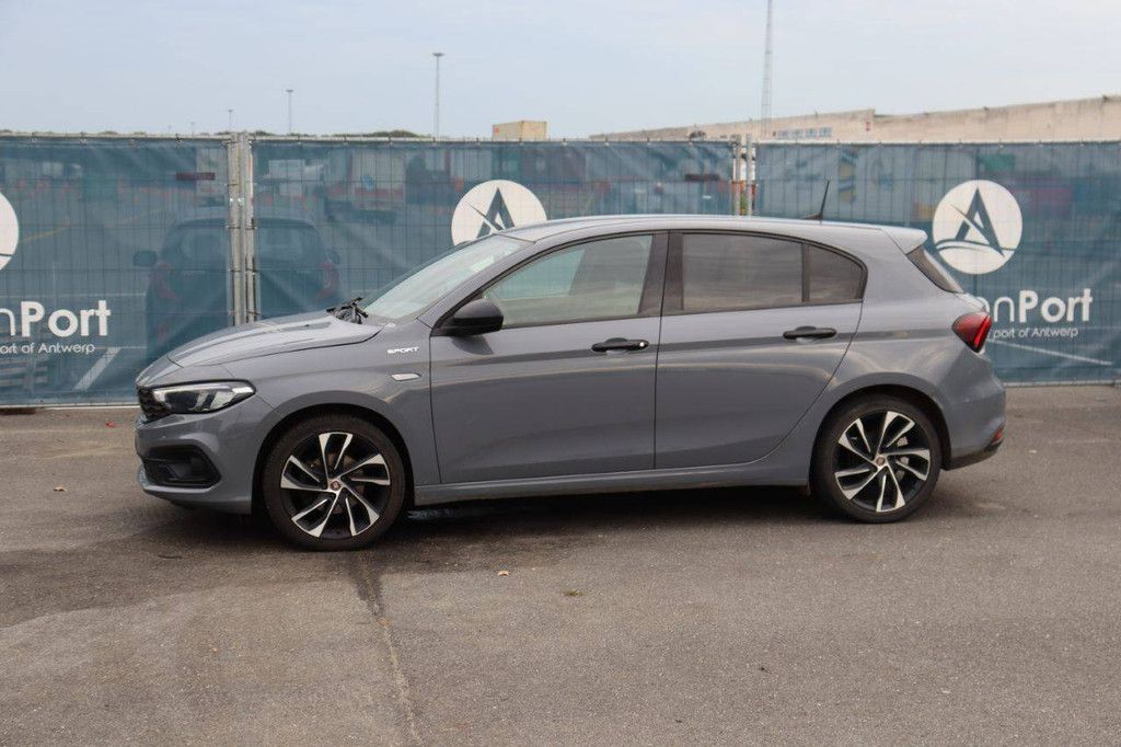 Passenger car Fiat Tipo Petrol 101hp 2021