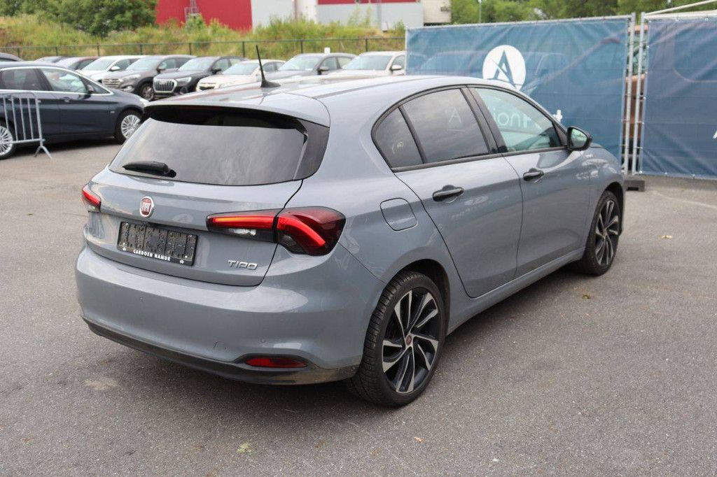 Passenger car Fiat Tipo Petrol 101hp 2021