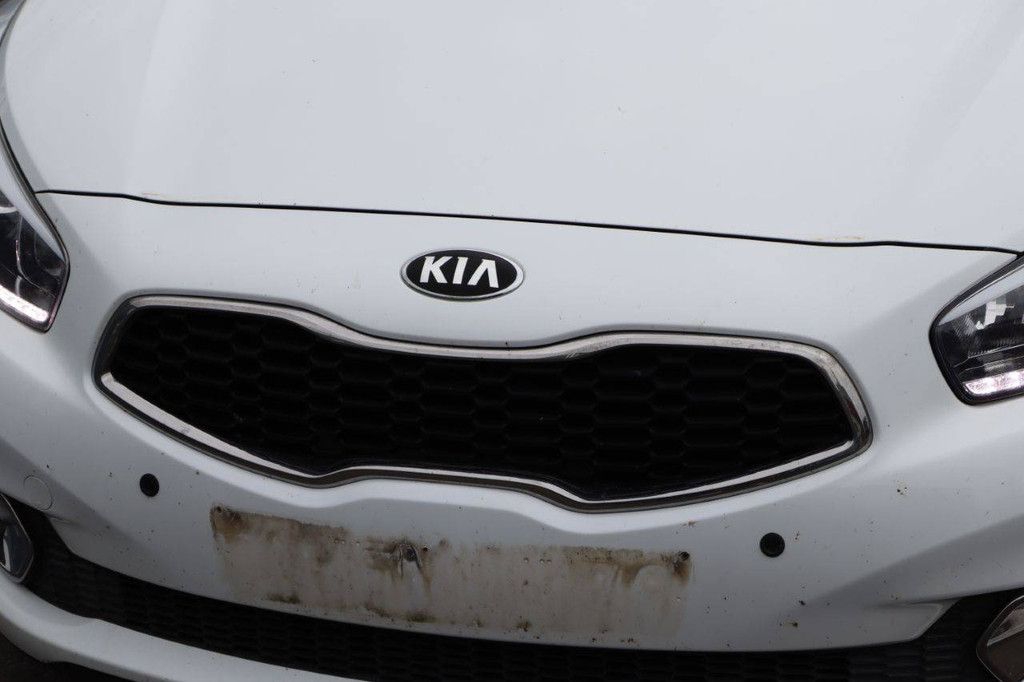 Passenger car Kia Ceed Diesel 110hp 2014 (Margin)