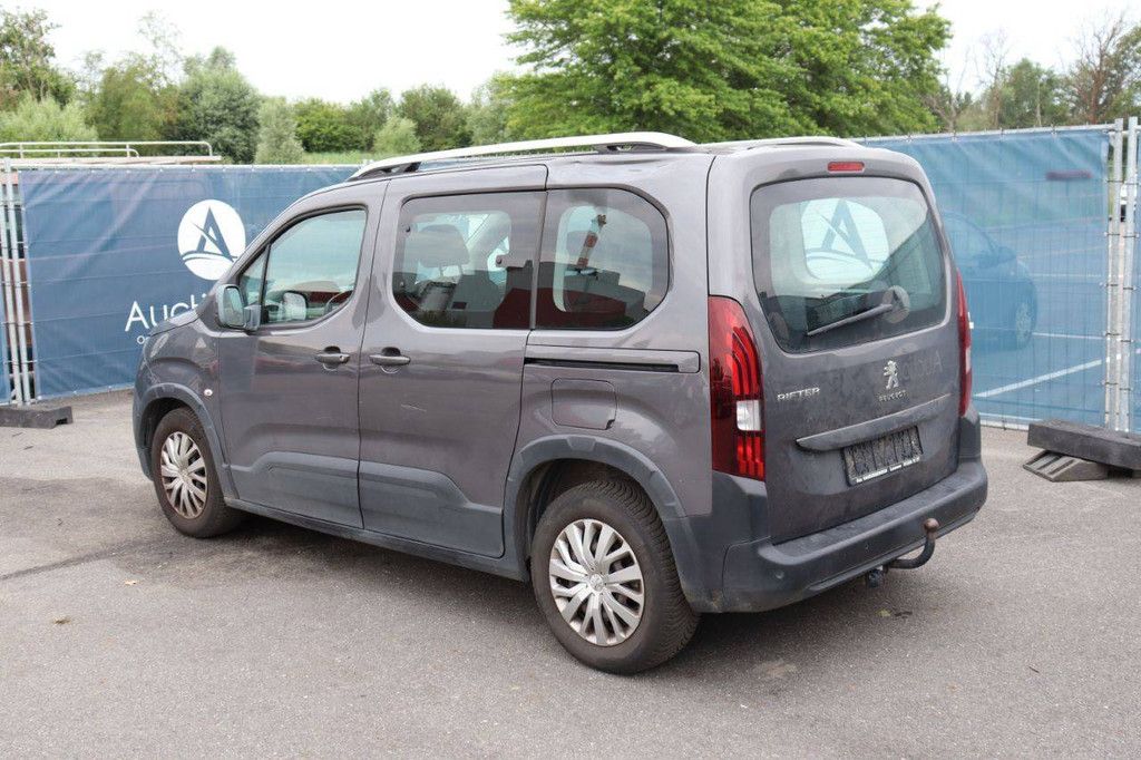 Passenger car Peugeot Rifter Petrol 110hp 2019 (Margin)
