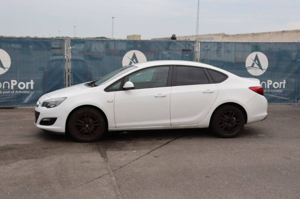 Pkw Opel Astra Benzin 115 PS 2015 (Marge)