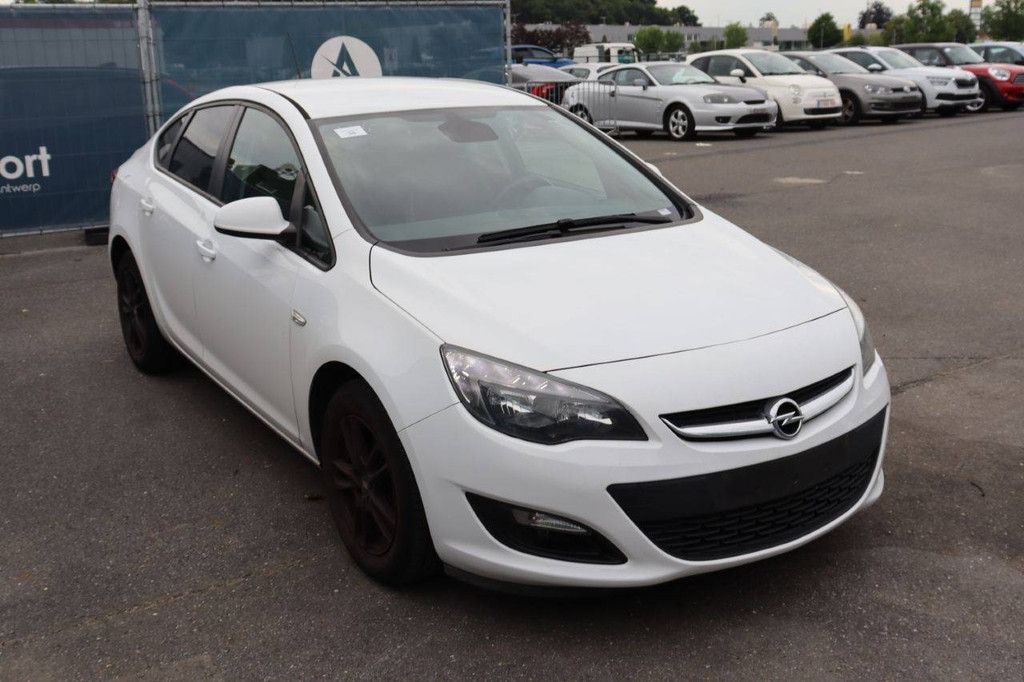 Pkw Opel Astra Benzin 115 PS 2015 (Marge)