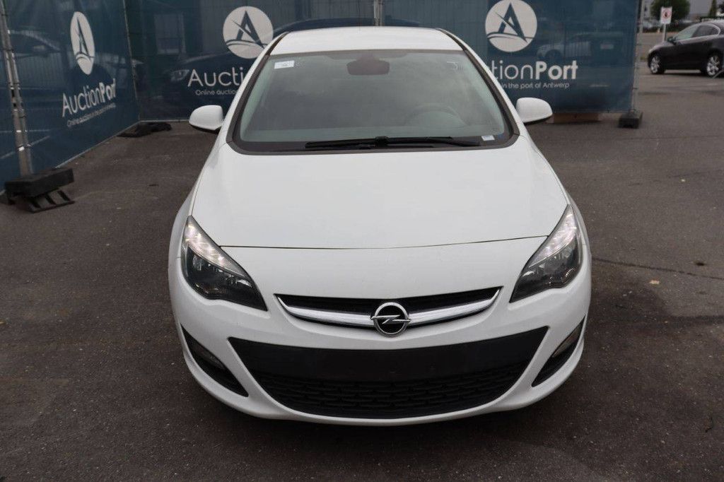 Pkw Opel Astra Benzin 115 PS 2015 (Marge)