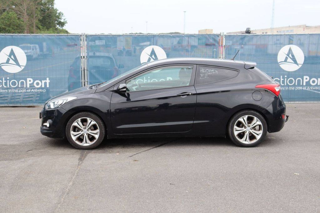 Pkw Hyundai i30 Benzin 135 PS 2013 (Margin)