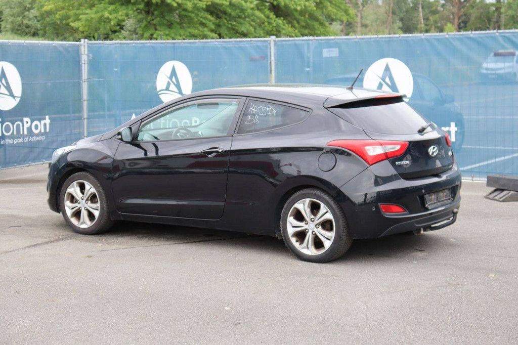 Pkw Hyundai i30 Benzin 135 PS 2013 (Margin)
