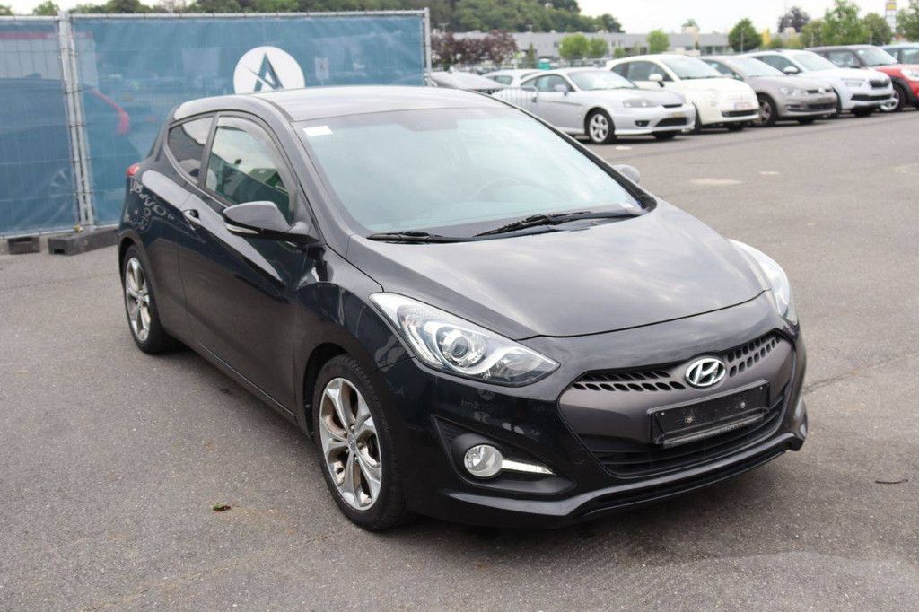 Pkw Hyundai i30 Benzin 135 PS 2013 (Margin)