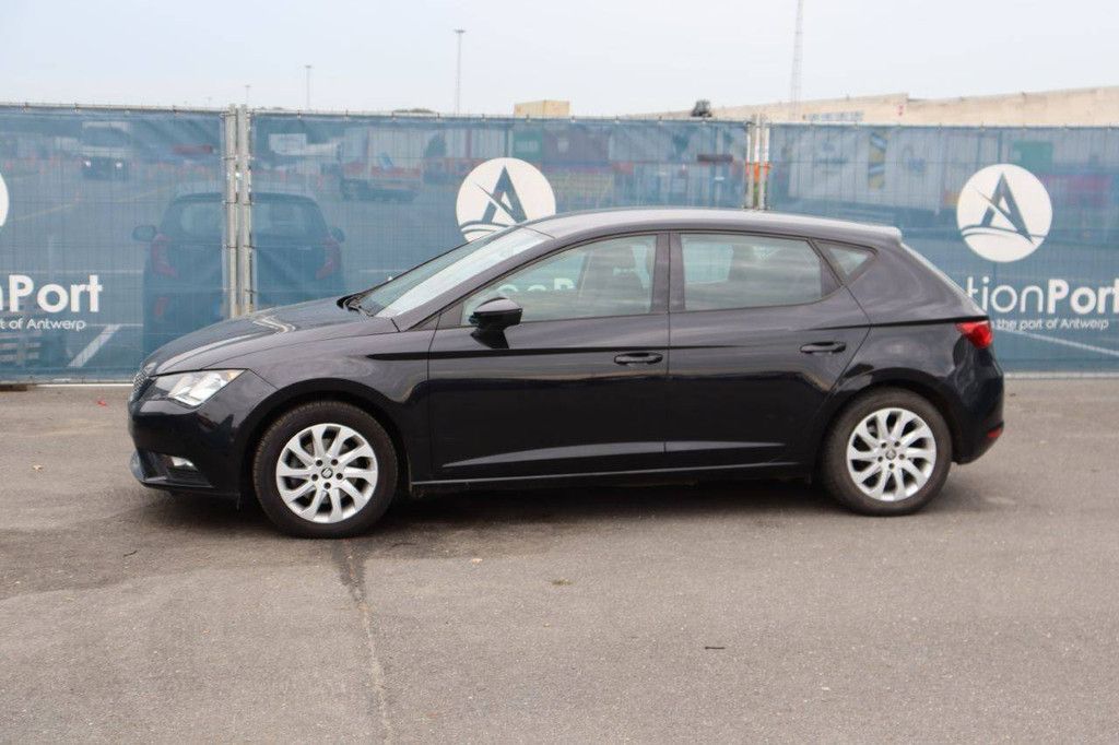 Passenger car Seat Leon Petrol 105hp 2013 (Margin)