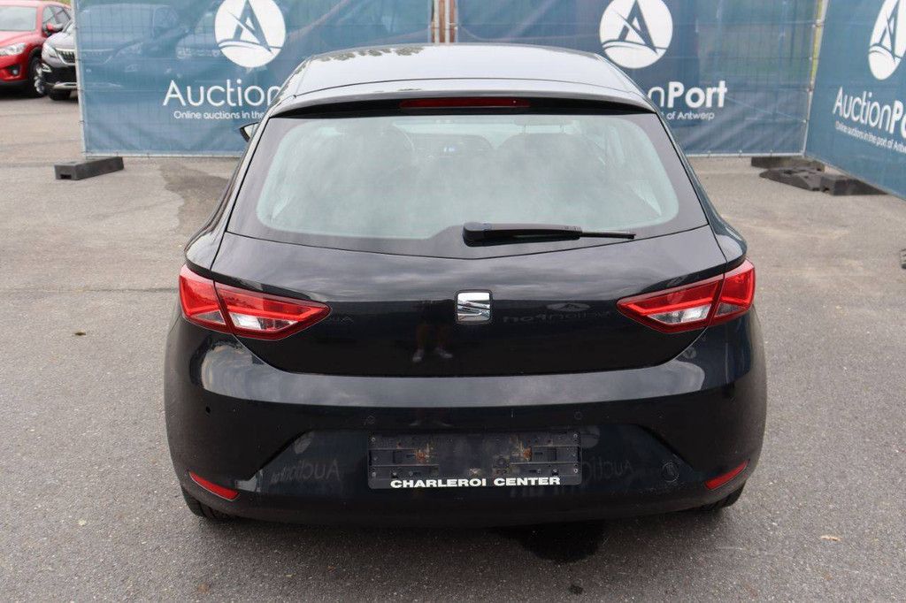 Passenger car Seat Leon Petrol 105hp 2013 (Margin)