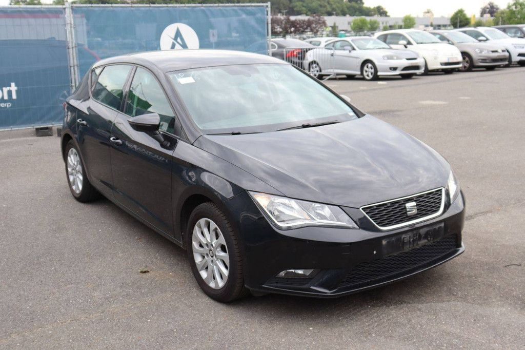 Passenger car Seat Leon Petrol 105hp 2013 (Margin)