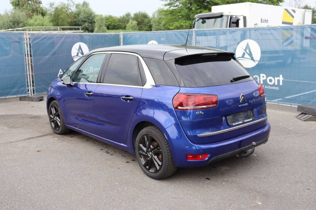 Pkw Citroen C4 Benzin 130 PS 2017 (Margin)
