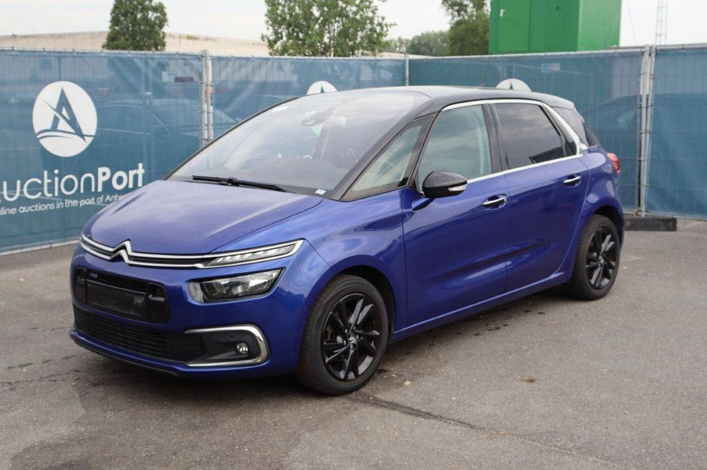 Pkw Citroen C4 Benzin 130 PS 2017 (Margin)