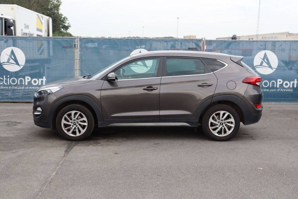 SUV Hyundai Tucson Petrol 132hp 2017 (Margin)