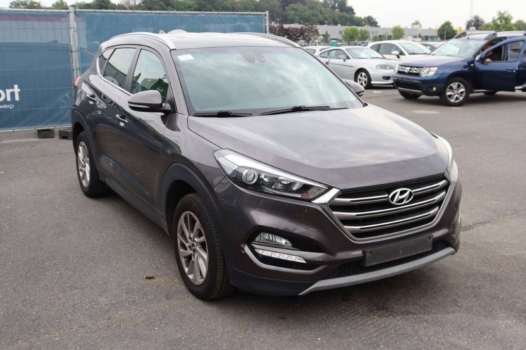 SUV Hyundai Tucson Petrol 132hp 2017 (Margin)