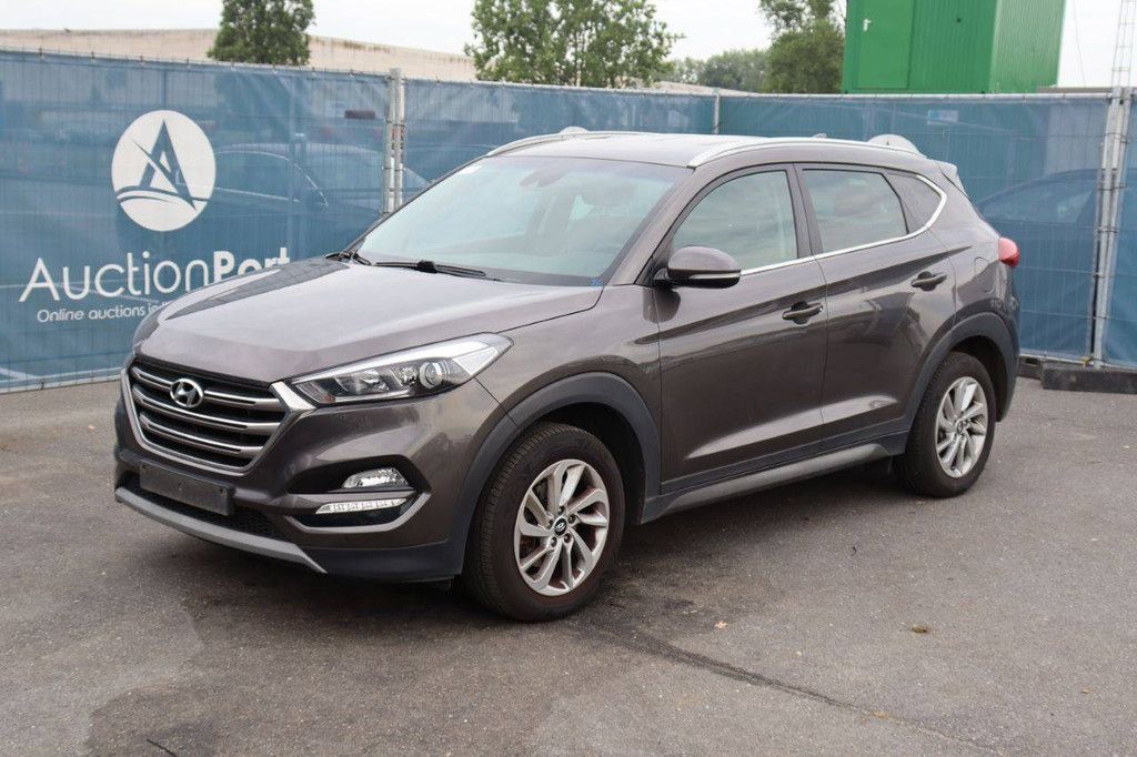 SUV Hyundai Tucson Petrol 132hp 2017 (Margin)