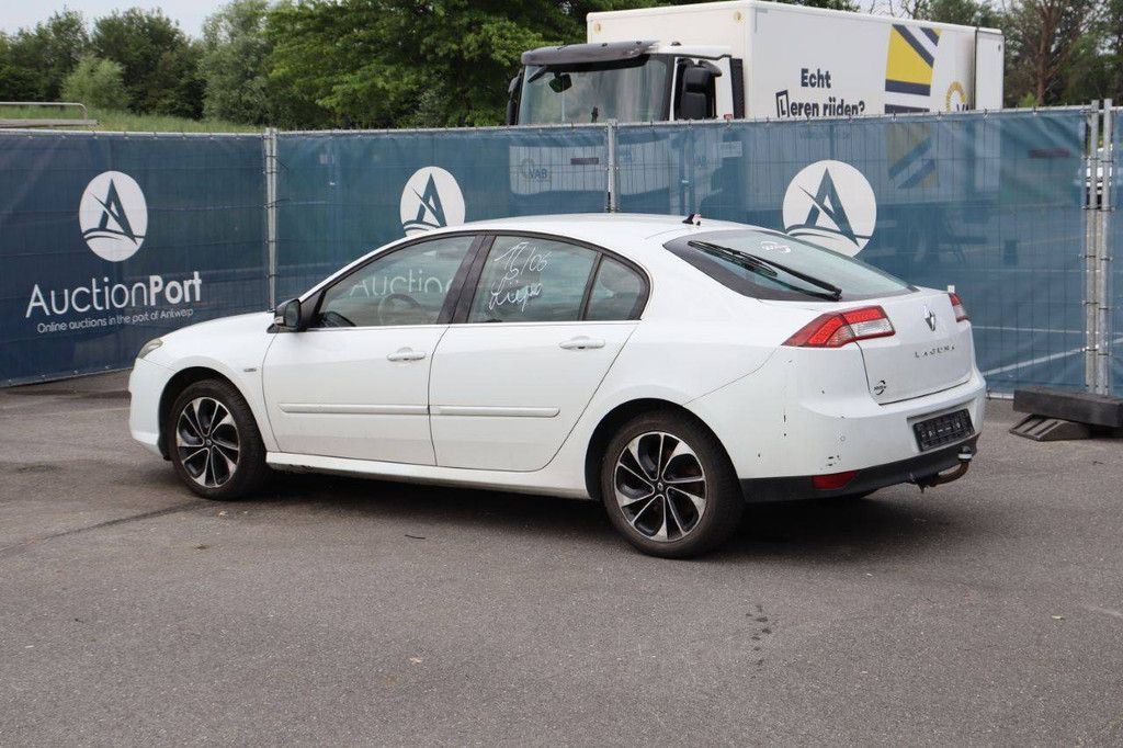 Passenger car Laguna Diesel 110hp 2015 (Margin)