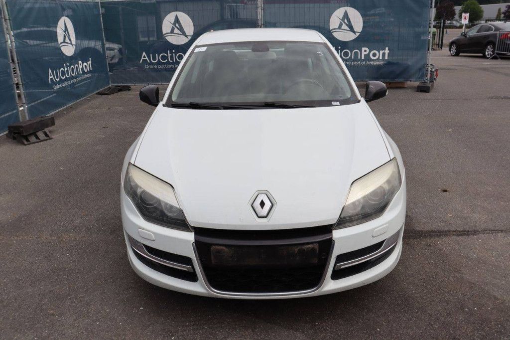 Passenger car Laguna Diesel 110hp 2015 (Margin)
