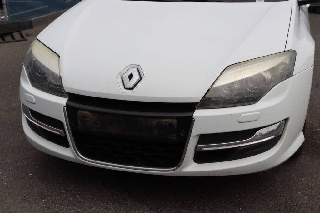 Passenger car Laguna Diesel 110hp 2015 (Margin)