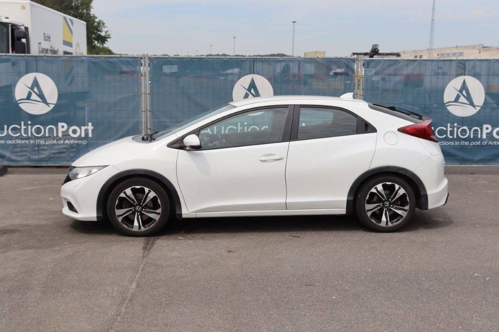 Pkw Honda Civic Benzin 142 PS 2015 (Margin)