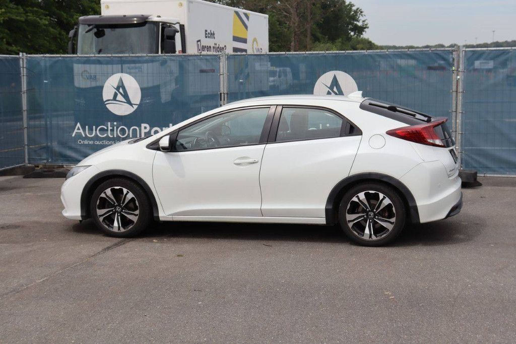Pkw Honda Civic Benzin 142 PS 2015 (Margin)