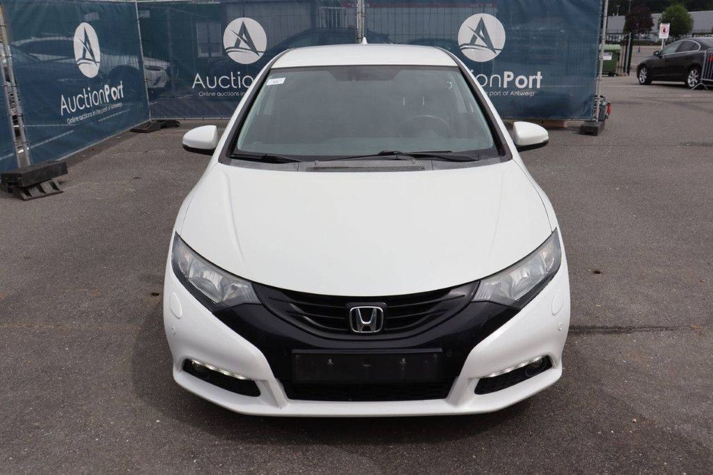 Pkw Honda Civic Benzin 142 PS 2015 (Margin)