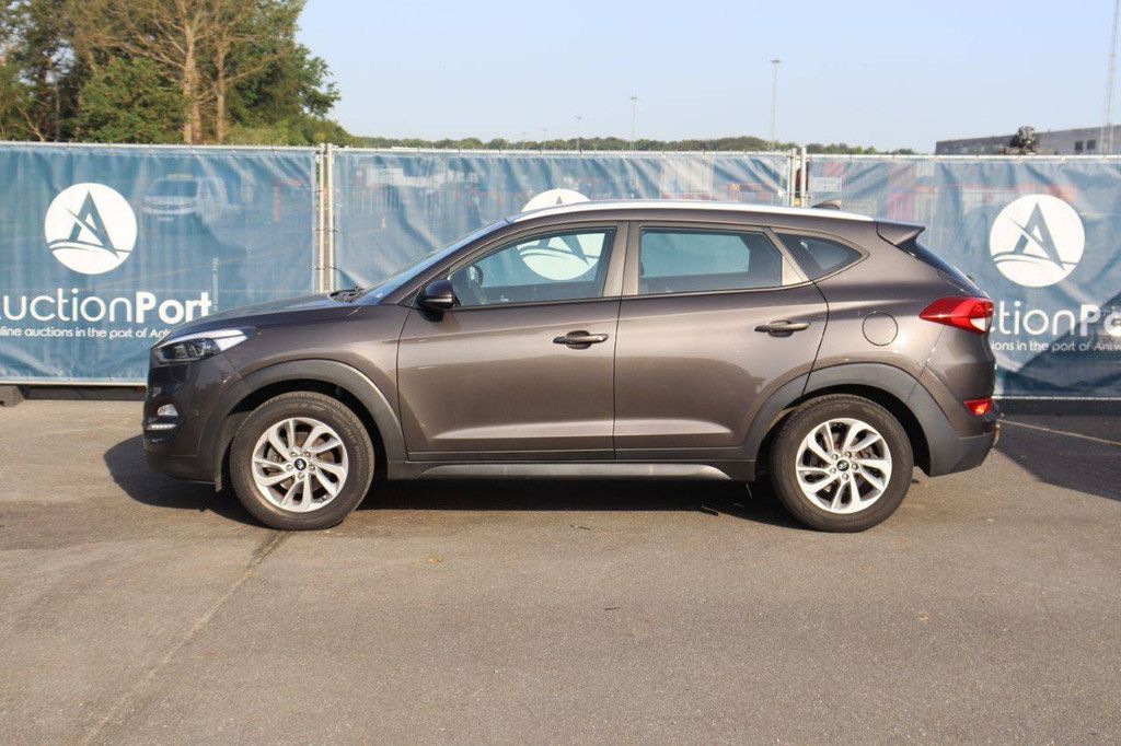 SUV Hyundai Tucson Diesel 115hp 2016 (Margin)