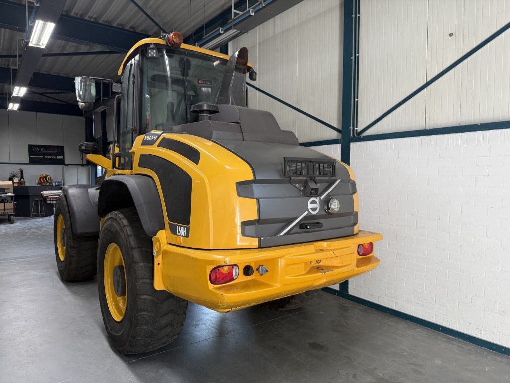 VOLVO L50H (BJR 2019 ) 3250 UUR
