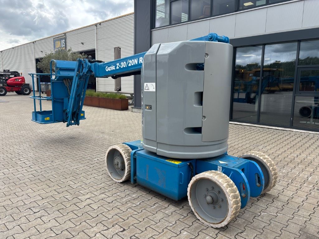 Genie Z 30/20 N RJ