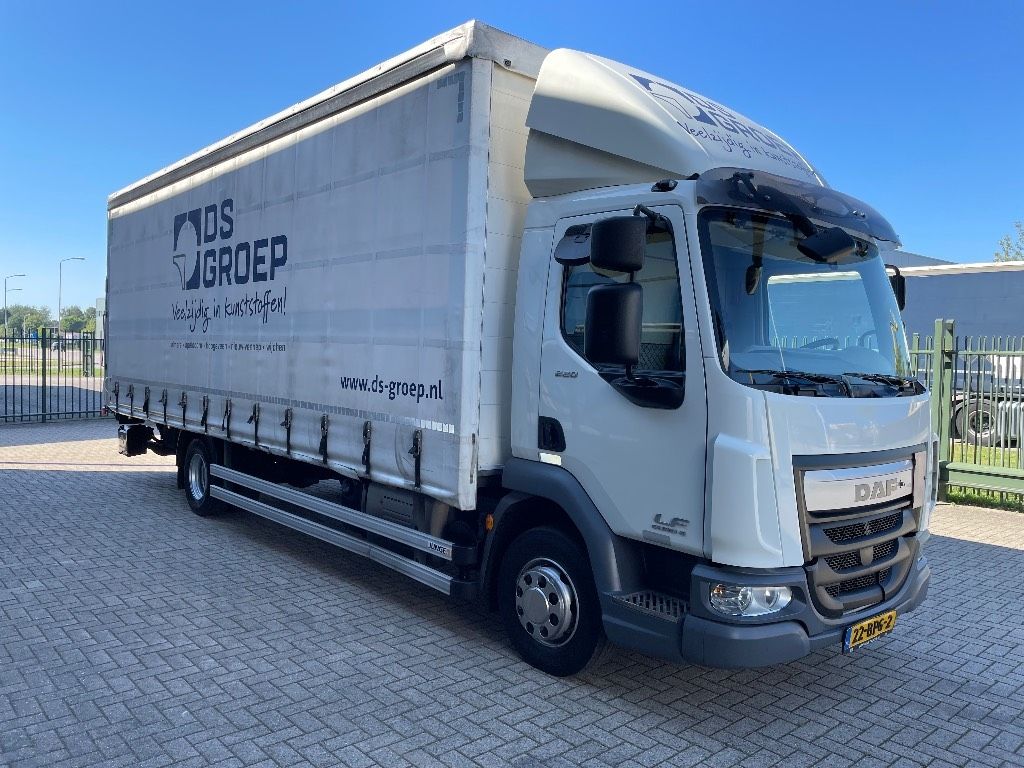 DAF LF220