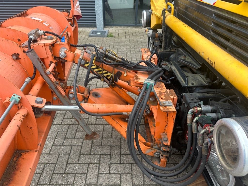 Unimog U1400 Rail