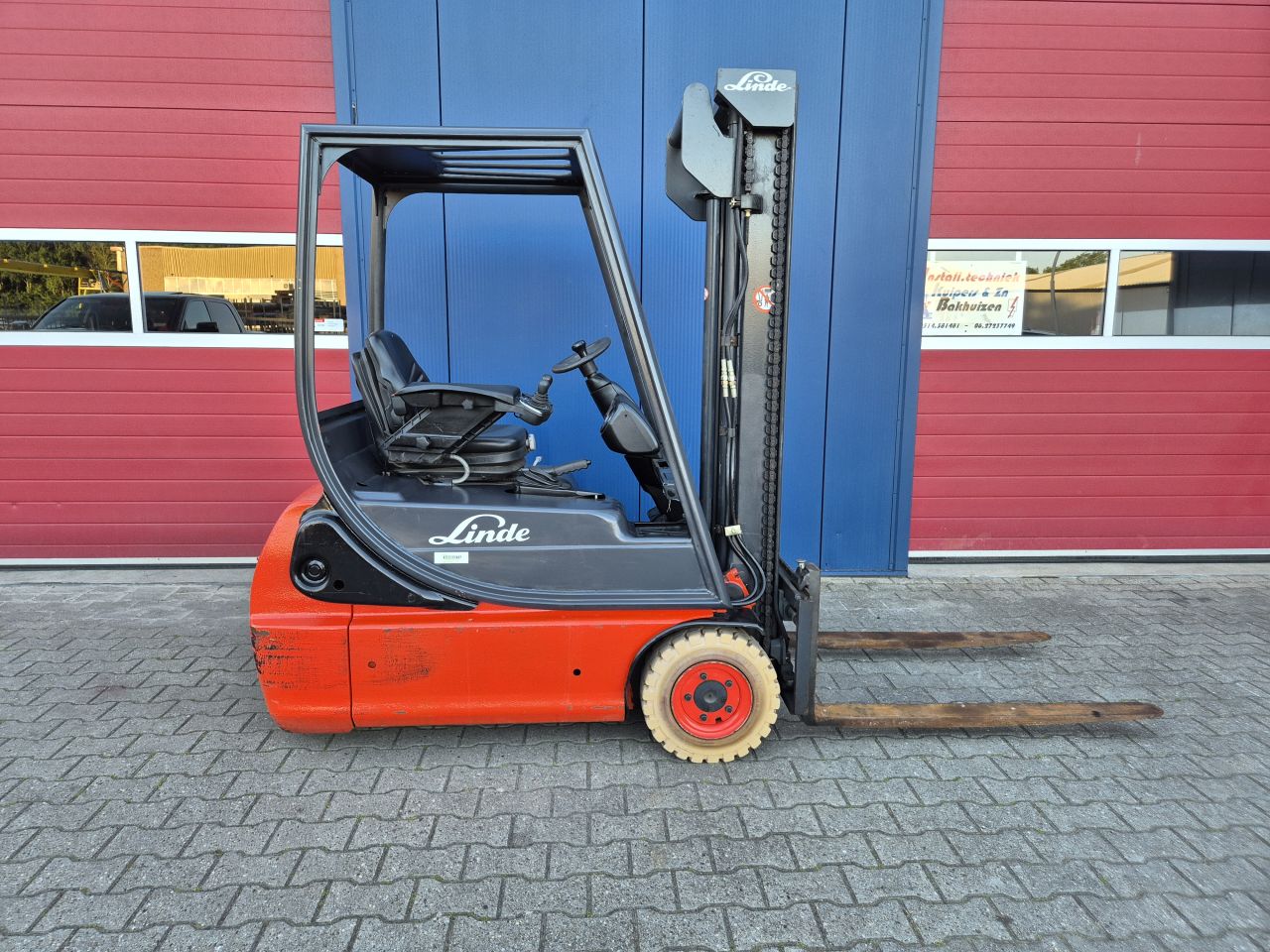 LINDE E16 HEFTRUCK 1.6 TONS MET SIDESHIFT