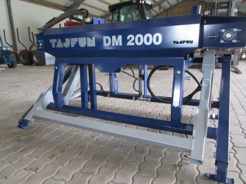 Tajfun DM 2000